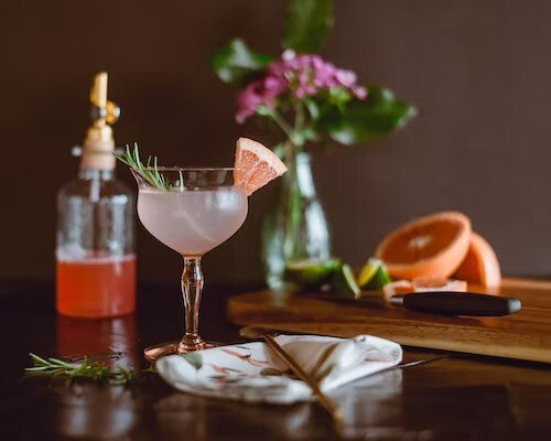 Mānuka Honey Greyhound Cocktail