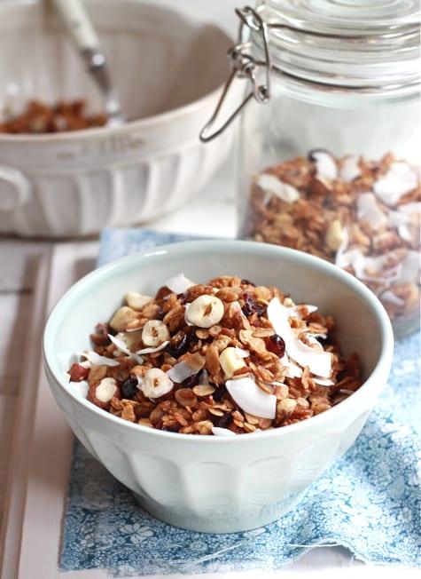 Crunchy Mānuka Honey Granola - Bees & Trees Manuka Honey